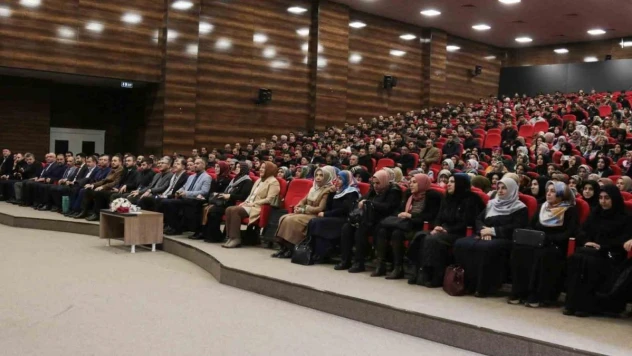 Van'da 'Gazze İle Aile Bağımız' konulu program düzenlendi