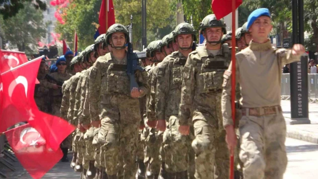 Van'da 30 Ağustos Zafer Bayramı kutlandı