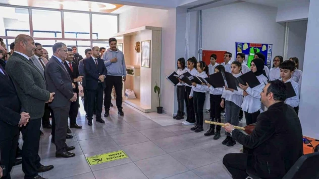 Van'da 312 bin öğrenci ve 19 bin öğretmen için yarıyıl tatili başladı