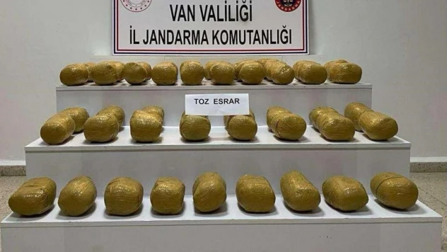 Van'da 51 kilo toz esrar ele geçirildi
