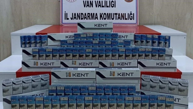 Van'da kaçak sigara, cep telefonu ve akaryakıt ele geçirildi
