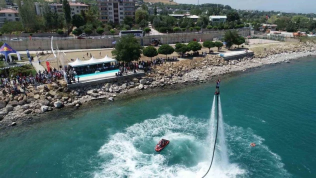 Van Denizi Su Sporları Festivali başladı