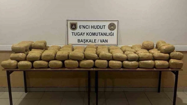 Van hudut hattında 143 kilogram toz esrar ele geçirildi