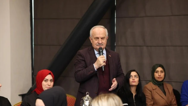 Veliler Başkan Aygün'ün projelerini inceledi