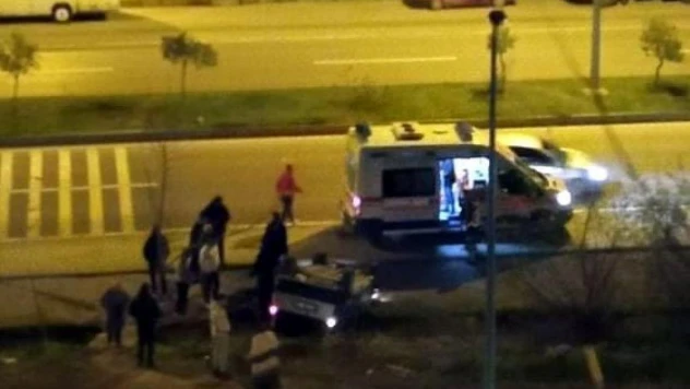 Virajı alamayan araç kanala düştü: 1 yaralı