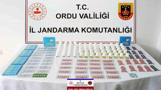 Yaşlı şahsın kargosunda 4 binden fazla cinsel uyarıcı ürün ele geçirildi