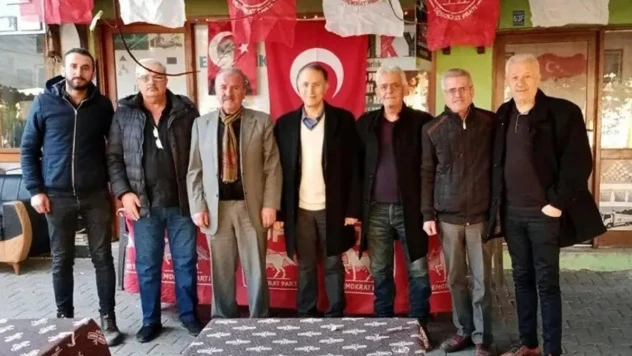 Yeni yönetimin ömrü 24 saat sürdü