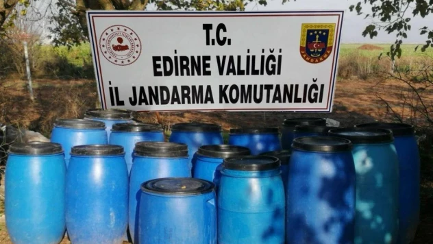 Yılbaşı öncesi sahte içki operasyonu: 2 ton kaçak içki ele geçirildi