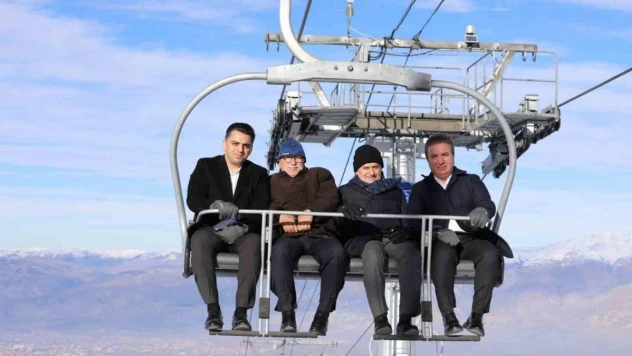 Yıldırım, Ergan Dağı Kayak Merkezi'nde incelemelerde bulundu