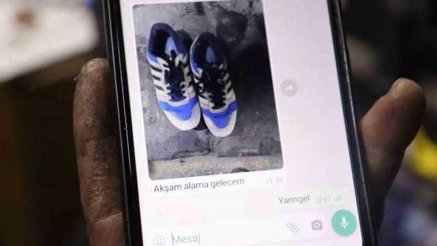 Yılların ayakkabı tamircisi teknolojiye ayak uydurarak çalışıyor