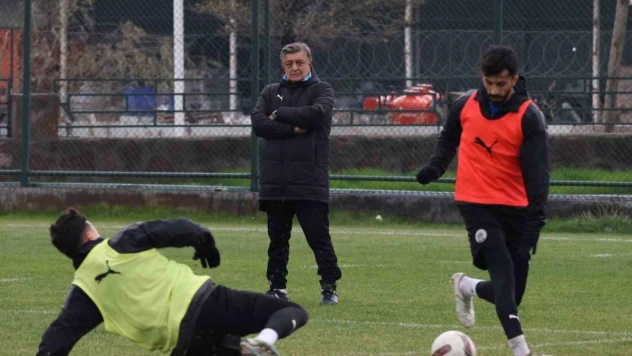 Yılmaz Vural yönetimindeki Menemen FK'dan 3 maçlık galibiyet serisi