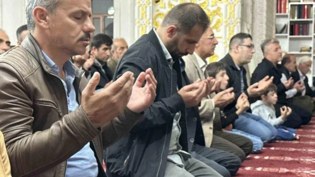 Yüksekova'da Mevlid kandili idrak edildi