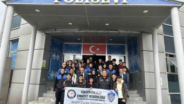 Yüksekovalı 40 öğrenci Ankara gezisine gönderildi