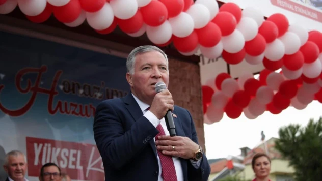 Yüksel Kepenek, Honaz'da seçim koordinasyon merkezini açtı