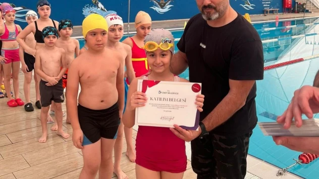 Yüzme bilmeyen 305 çocuğa eğitim verildi