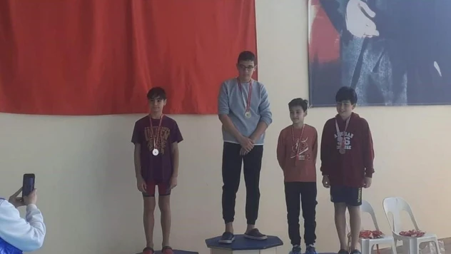 Yüzme sporunda Sarıgöl'ün gururu oldu