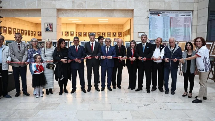 'Cumhuriyetin 100. Yılında Kütahya' konulu fotoğraf sergisi