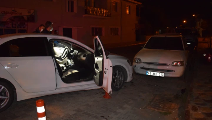 Akaryakıt istasyonunda kamera şakası gibi gasp