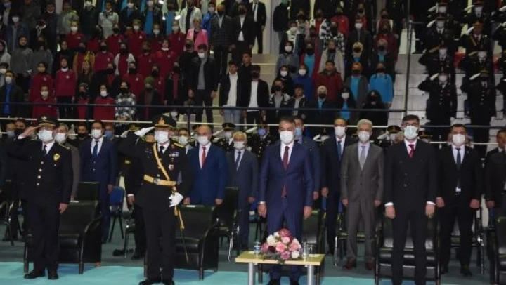 Bitlis'te Cumhuriyet Bayramı coşkusu