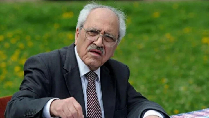 Sezai Karakoç kimdir?