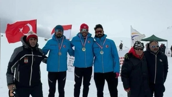 Muşlu sporcular Lübnan'dan 4 madalyayla döndüler