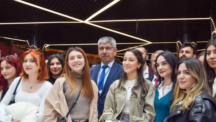 Sektör ve öğrenciler EGEKAF'ta buluştu
