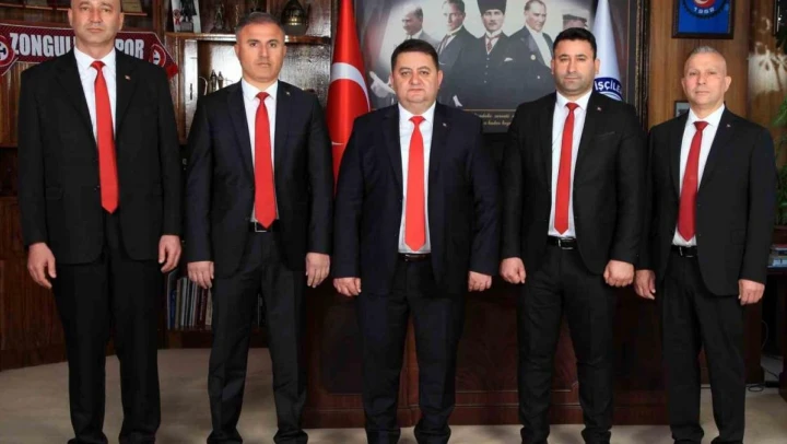 Yeşil, '8 Mart Dünya Emekçi Kadınlar Günü kutlu olsun'