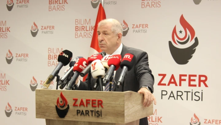 Ümit Özdağ  'halkı kin ve düşmanlığa alenen tahrik etmek' suçundan 7 yıl 10 aya kadar hapis talebiyle iddianame hazırlandı
