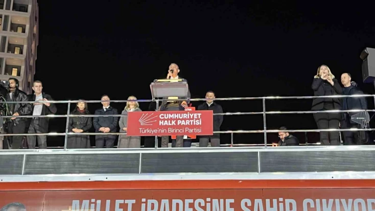 CHP Genel Başkanı Özgür Özel, Güngören’deki mitinge katıldı