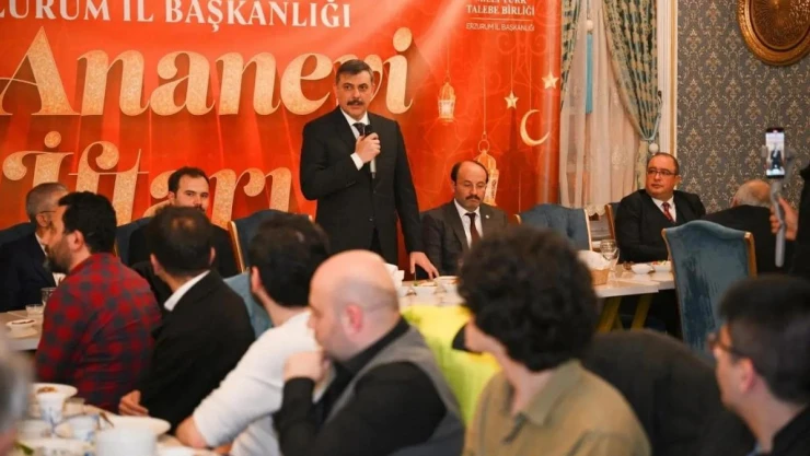 '2. Ananevi İftar'nda buluştular