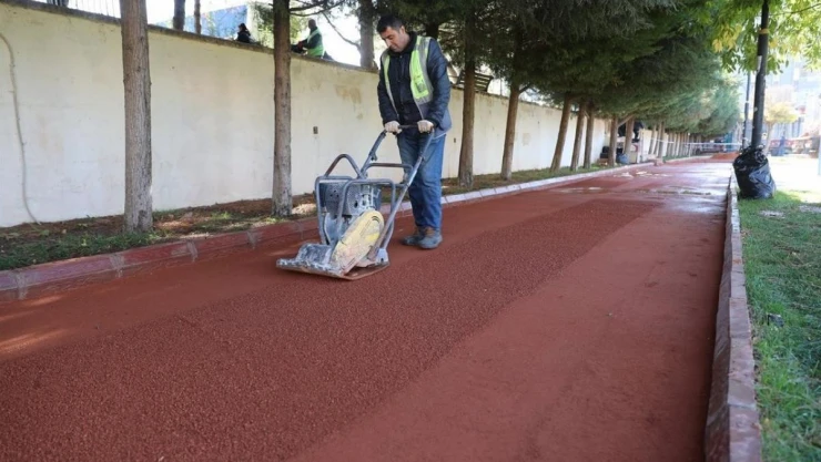 15 Temmuz Demokrasi ve Şehitler Parkı'nda çevre düzenleme çalışmaları başladı