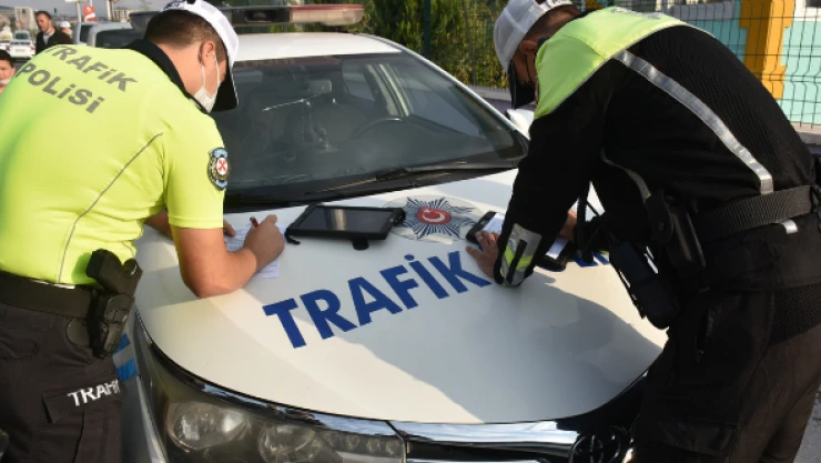 Erzincan'da kurallara uymayan okul servislerine ceza kesildi