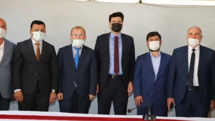 Hakkâri'de 'İslam'da Ticaret Ahlakı ve Helal kazanç' konulu konferans