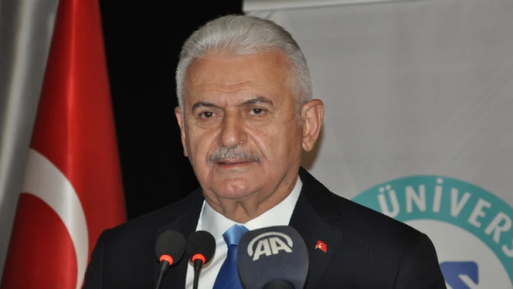 Binali Yıldırım akademik yıl açılışı için Kars'ta
