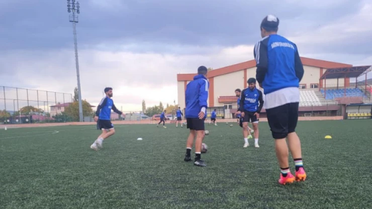 Kars'ta hafta sonu maçlarının hazırlıkları sürüyor