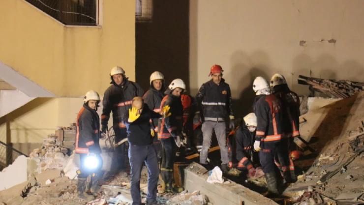 Çöken binada tadilat yaptıran iş yeri sahibi gözaltına alındı