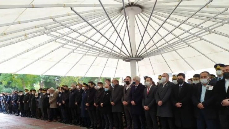 Şehit Üstçavuş Geçit gözyaşları içinde son yolculuğuna uğurlandı