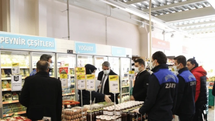 Van'da fiyat ve etiket denetimi yapıldı