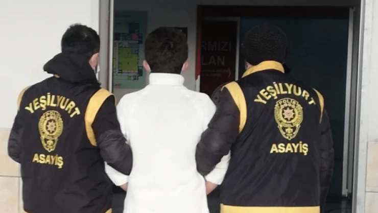 Babasını öldüren gencin sorgusu sürüyor