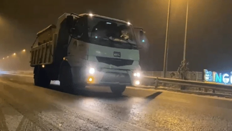 Bingöl'de buzlanmaya karşı tuzlu önlem !