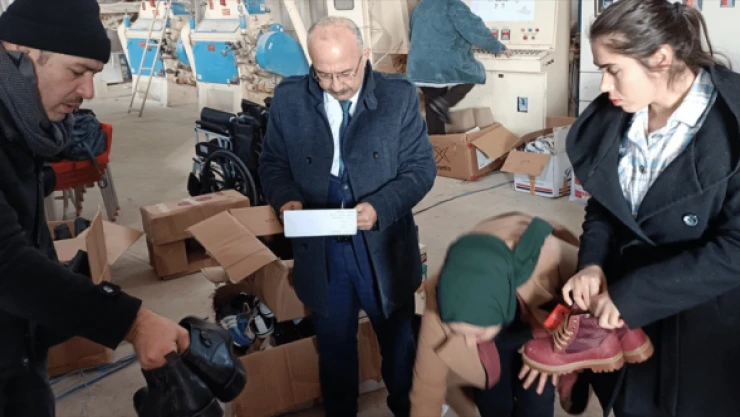 Bulanık'ta yardımlar devam ediyor