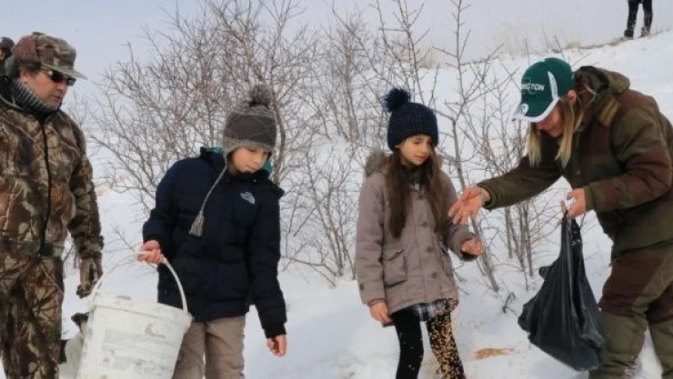 Dışarıda kalan hayvanları unutmadılar