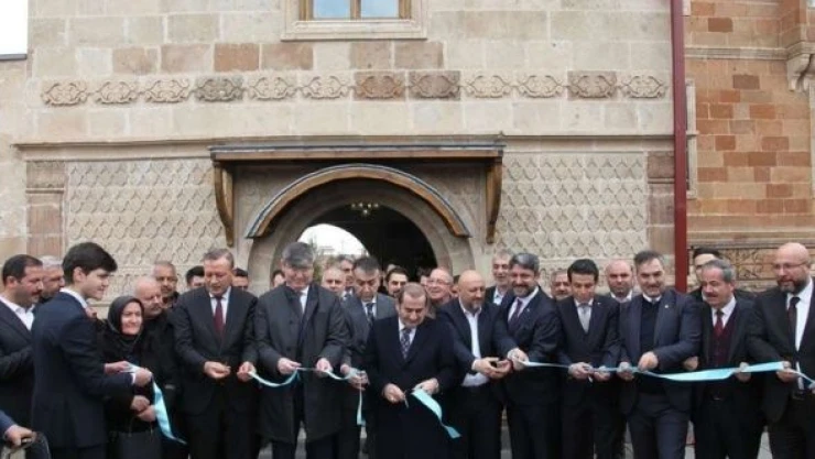 Ahlat'ta Kazakistan Cumhuriyeti Bitlis Fahri Konsolosluğu açıldı
