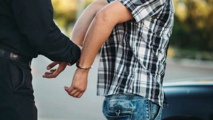 Ardahan'da çeşitli suçlardan aranan hükümlü böyle yakalandı!