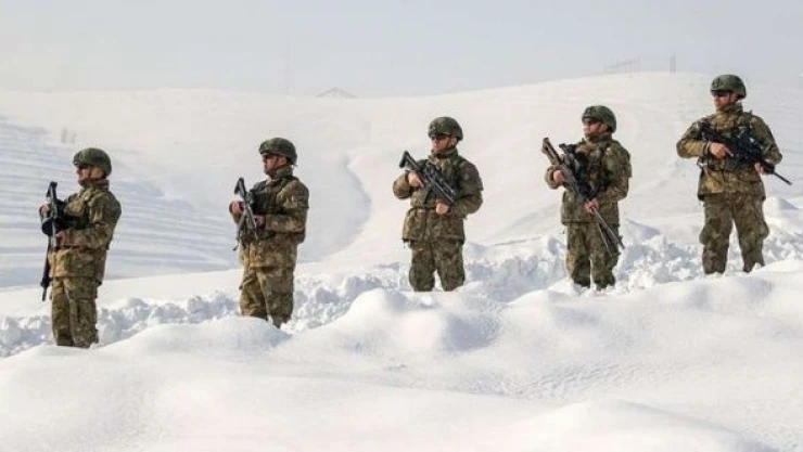 Mehmetçik teröristlere nefes aldırmıyor