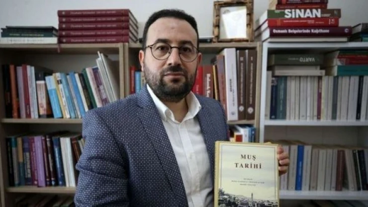 Muş'un iki bin yıllık tarihi kitaplaştırıldı