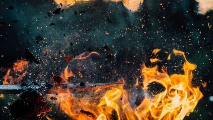 Ukrayna Donetsk'de yeniden patlama sesleri