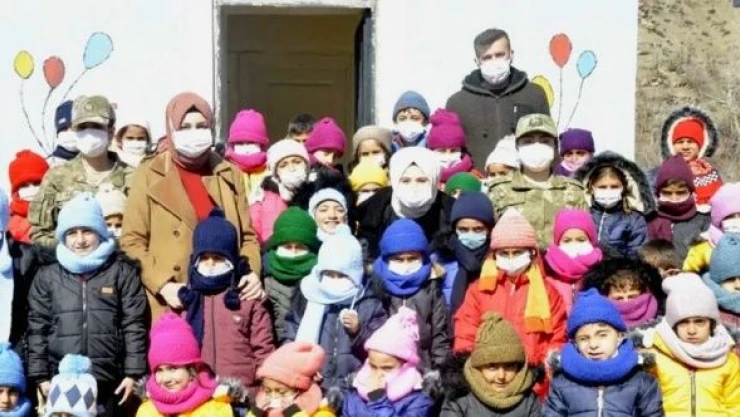 Uslu Köyü çocukları artık üşümeyecek!