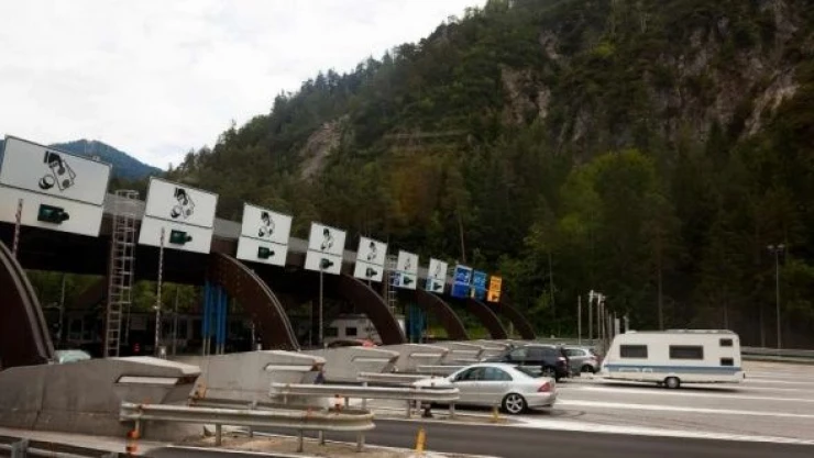 Ardahan'a müjde! Çıldır-Aktaş ve Türkgözü sınır kapıları yolcu trafiğine açıldı