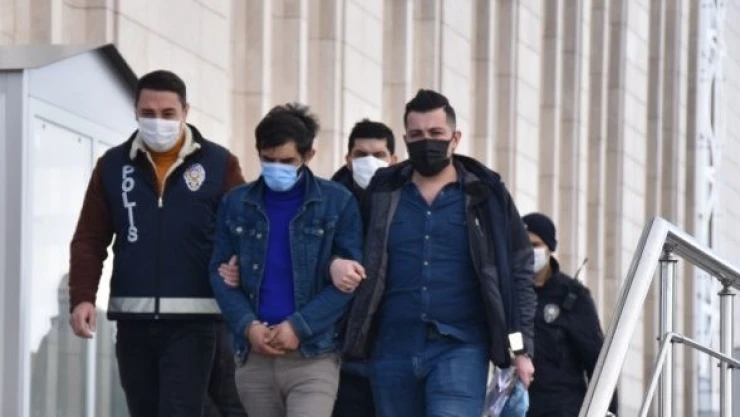 Cezaevinden izinli çıktı yine durmadı!